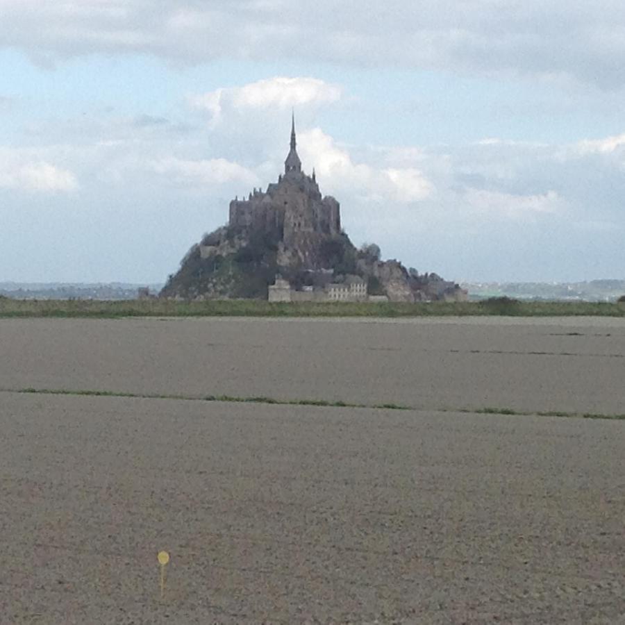 Chambres D'Hotes Dans La Baie Du Mt St Michel Carolles Εξωτερικό φωτογραφία